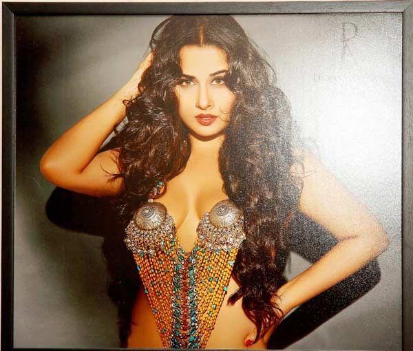 Vidya Balan Hot Pictures