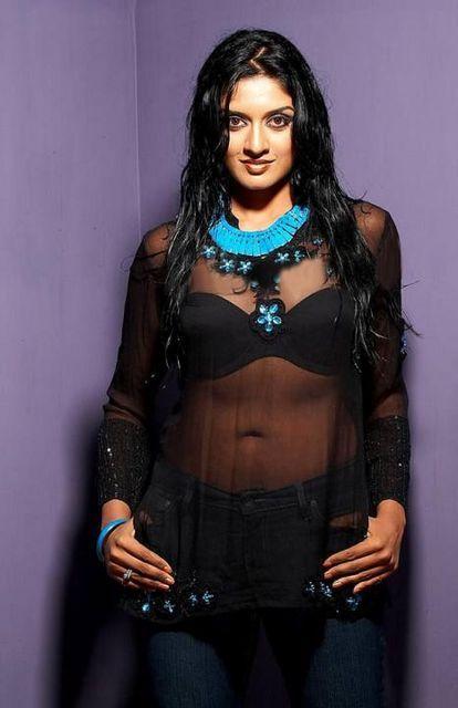 Vimala Raman Sexy Photos