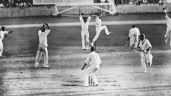 100 Iconic Cricket Photos That Every Fan Should See