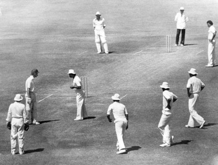 100 Iconic Cricket Photos That Every Fan Should See