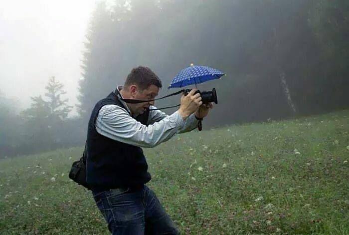 15+ Crazy Photographers Who Will Do ANYTHING For The Perfect Shot!