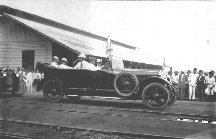1880's Vintage photos of Hyderabad Nizam used Vehicles  That You Never Seen