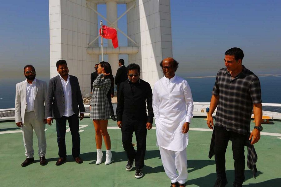 2.0 team at Dubai Photos
