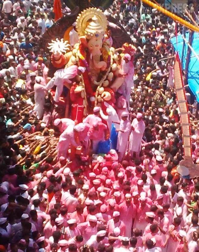 2015 Mumbai Ganesh Visarjan Photos