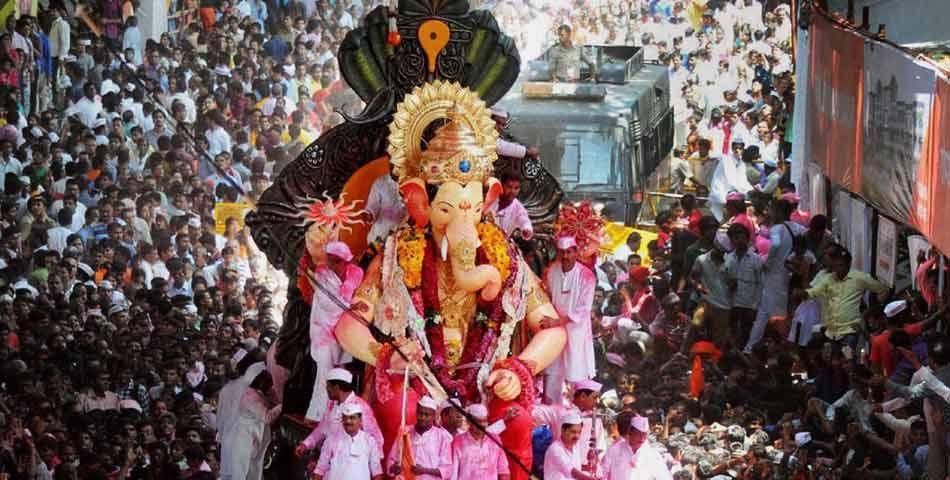 2015 Mumbai Ganesh Visarjan Photos