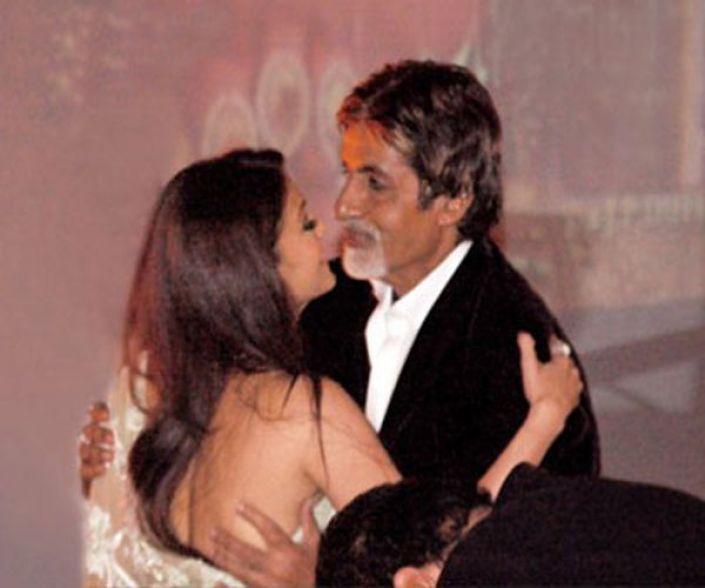 30 Most Controversial Photos Of Bollywood Celebs
