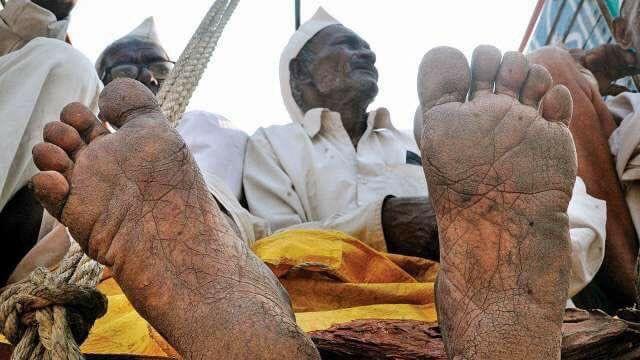 50000 Farmers Walked 180kms Asking for the Rightful Compensation for their crop
