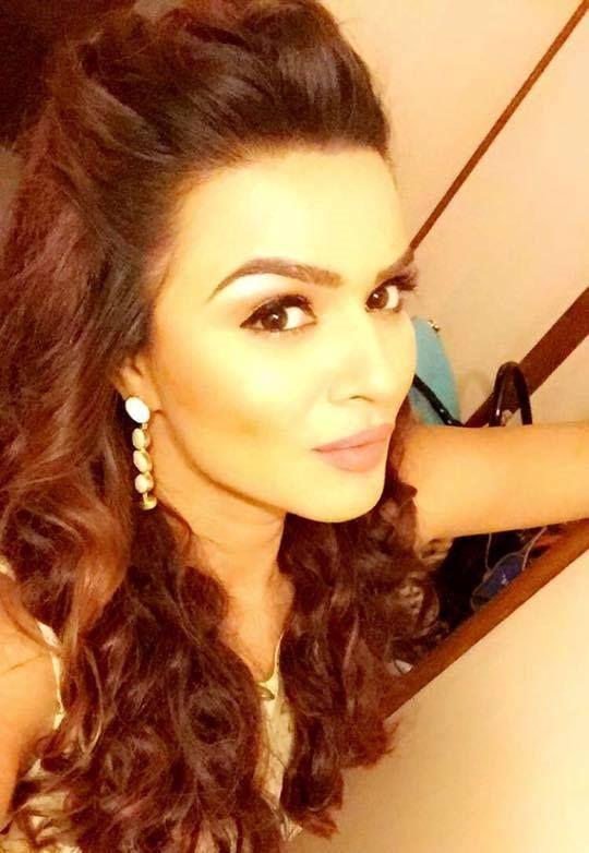 Aashka Goradia Latest Unseen Photo Stills