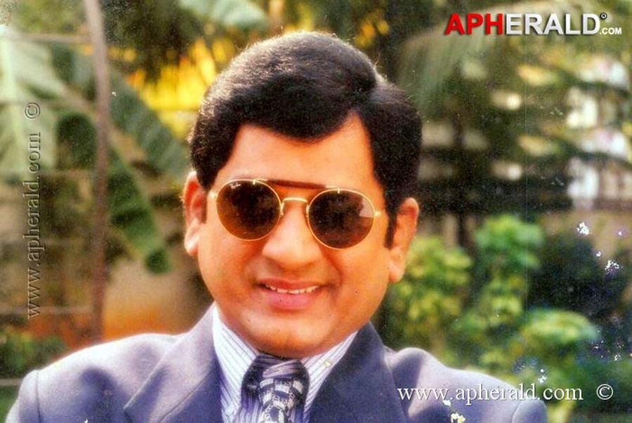 Actor AVS Unseen and Rare Photos