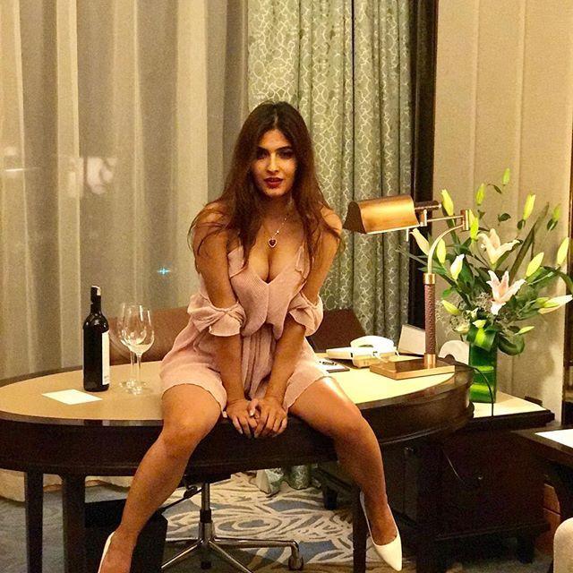 Actress & Model Karishma Sharma Never Seen Hot & Spicy Photos Collections