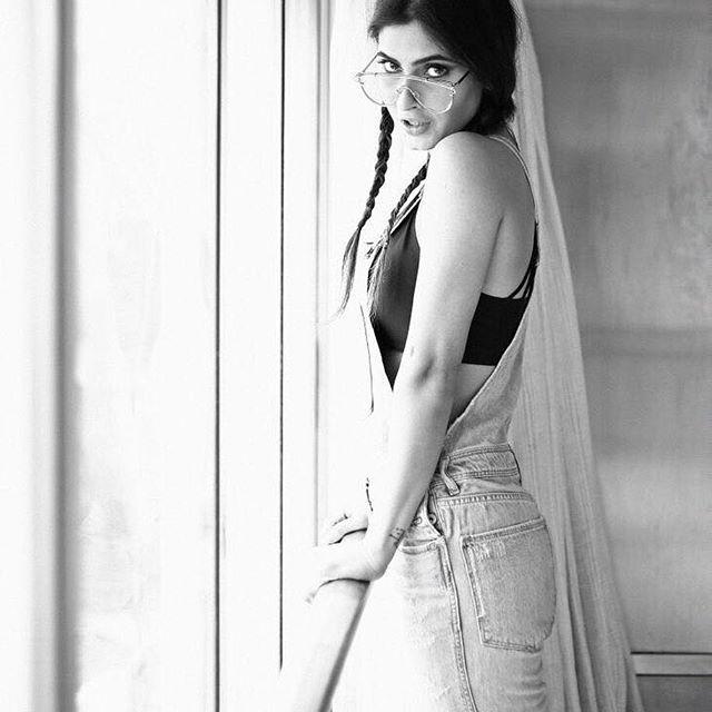 Actress & Model Karishma Sharma Never Seen Hot & Spicy Photos Collections
