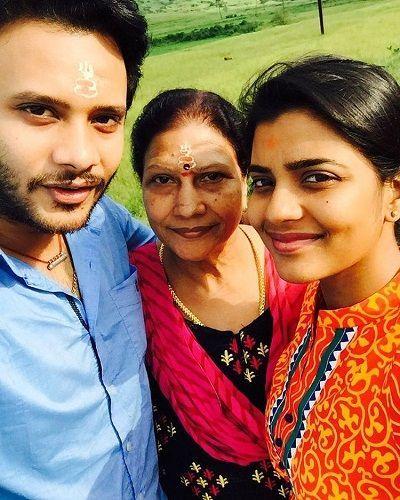 Actress Aishwarya Rajesh Rare & Unseen Family Photos