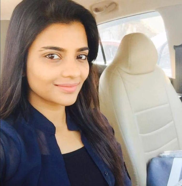 Actress Aishwarya Rajesh Rare & Unseen Family Photos