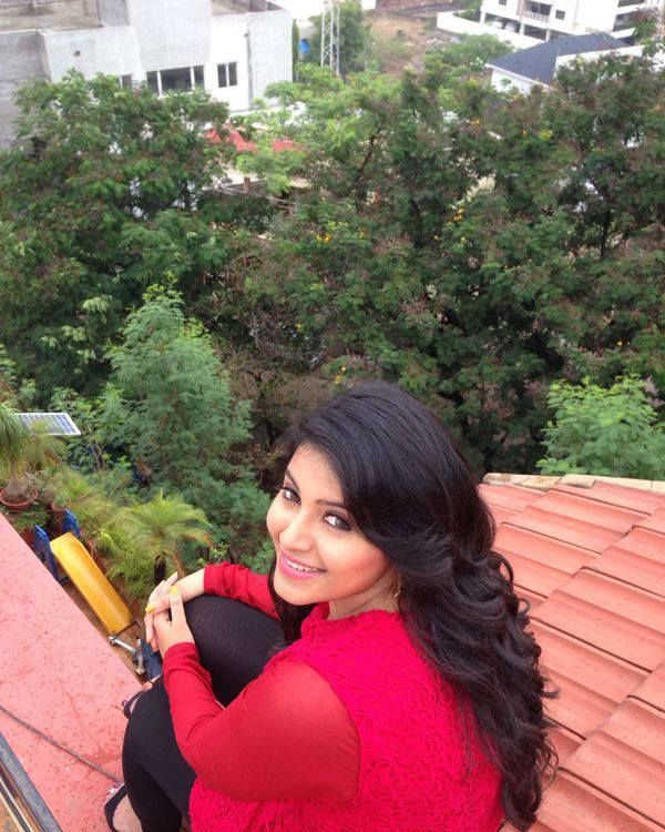 Actress Anjali NEVER SEEN Photos