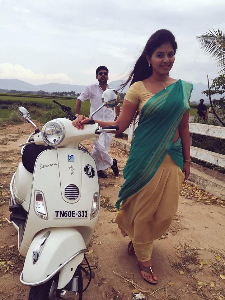Actress Anjali NEVER SEEN Photos