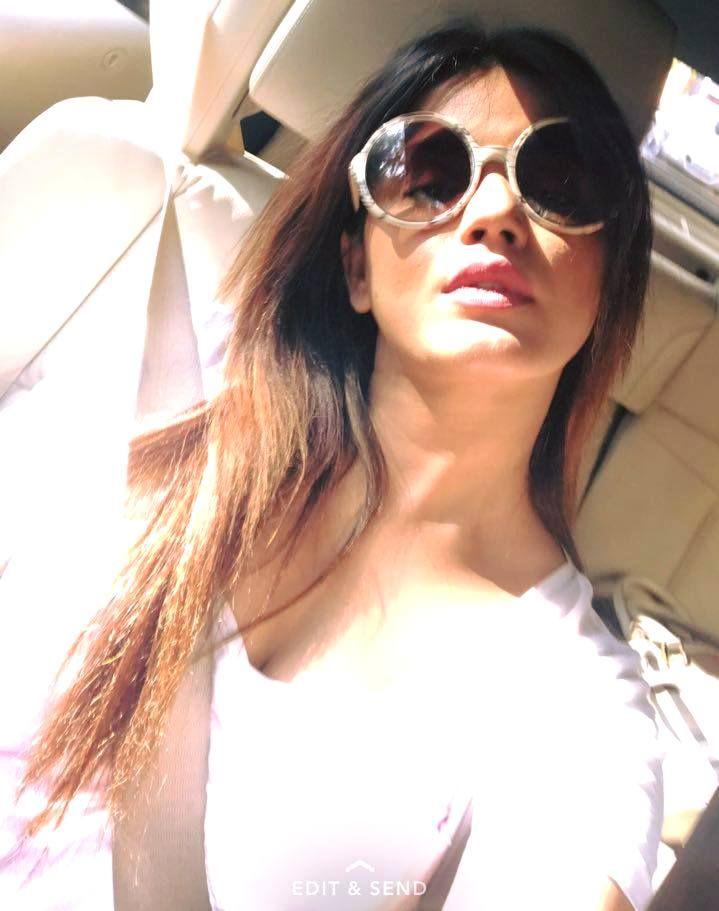 Actress Neetu Chandra NEVER Seen Photos