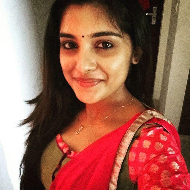 Actress Niveda Thomas Rare & Unseen Photos Collection!