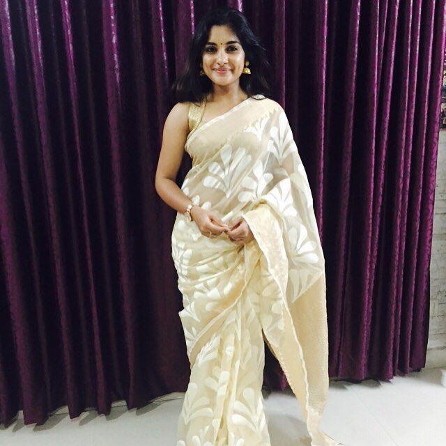 Actress Niveda Thomas Rare & Unseen Photos Collection!