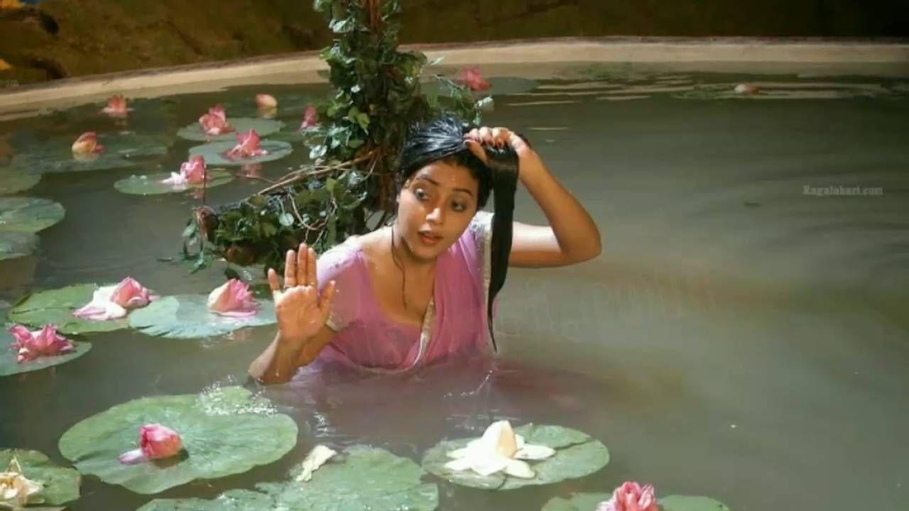 Actress Poorna Real Life Rare & Unseen Leaked Photos