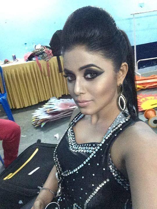 Actress Poorna Real Life Rare & Unseen Leaked Photos