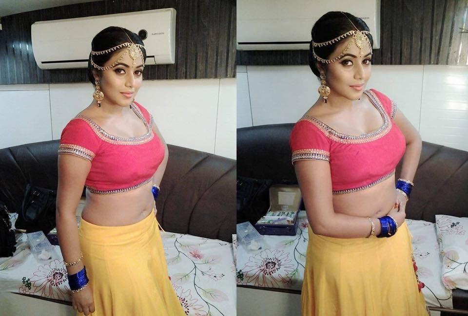 Actress Poorna Real Life Rare & Unseen Leaked Photos