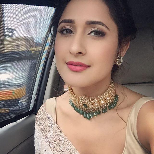 Actress Pragya Jaiswal Rare & UNSeen Photos Collection
