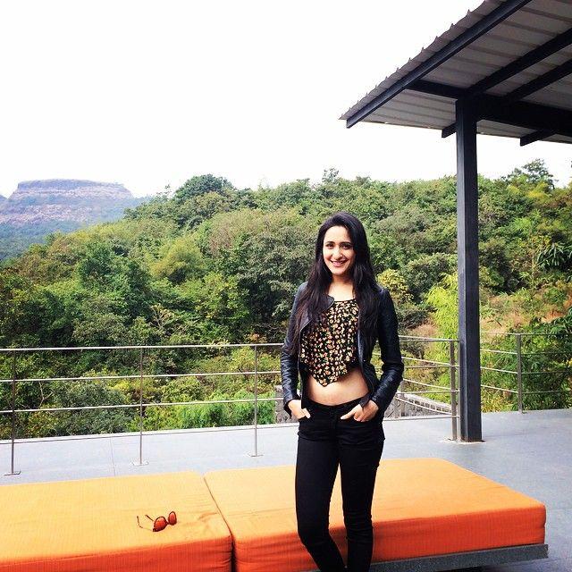 Actress Pragya Jaiswal Rare & UNSeen Photos Collection