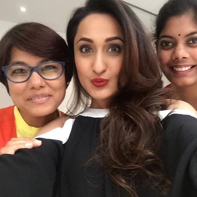 Actress Pragya Jaiswal Rare & UNSeen Photos Collection