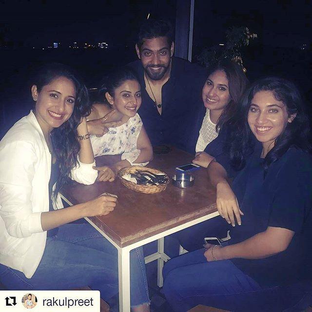 Actress Pragya Jaiswal Rare & UNSeen Photos Collection