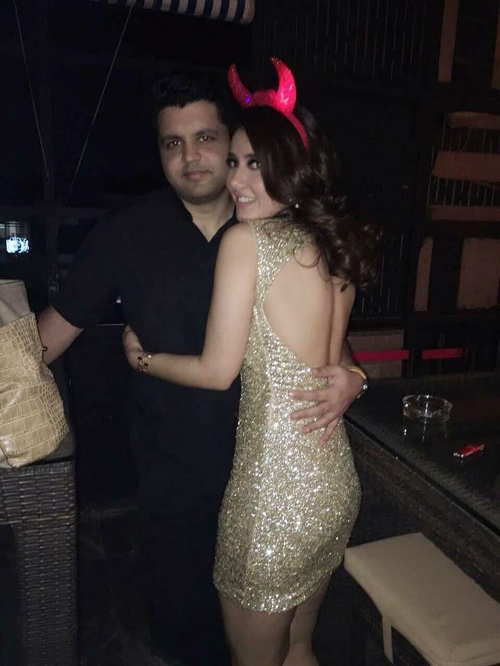 Actress Raashi Khanna Birthday Bash Yesterday Photos