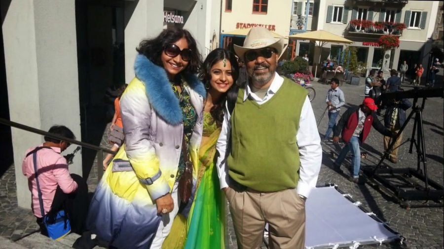 Actress Rakul Preet Singh Unseen Family Pics