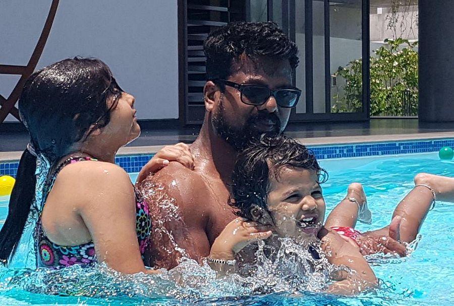 B'day Special: Actress Rambha Family Enjoying Vacation at Maldives Photos