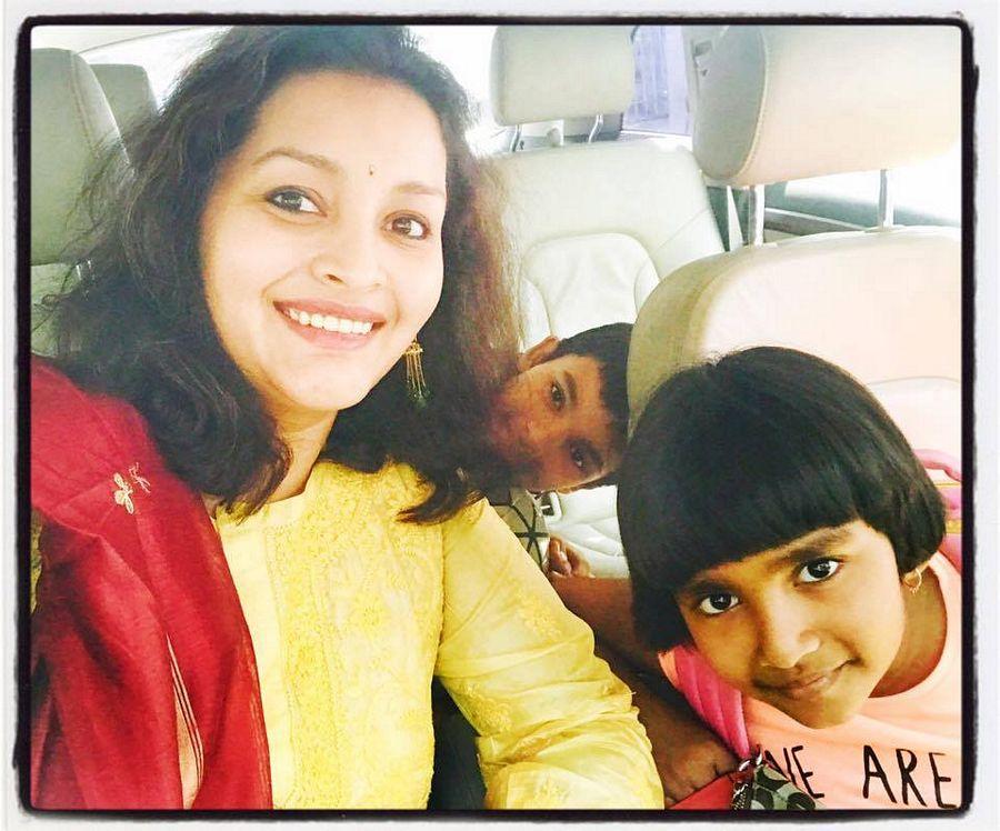 B'DAY Special: Actress Renu Desai Rare & Unseen Photos