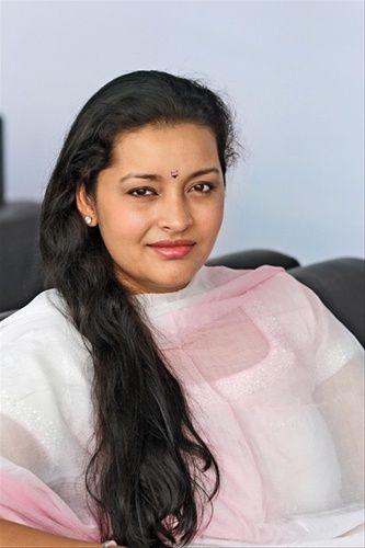 B'DAY Special: Actress Renu Desai Rare & Unseen Photos