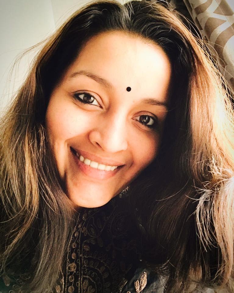 B'DAY Special: Actress Renu Desai Rare & Unseen Photos