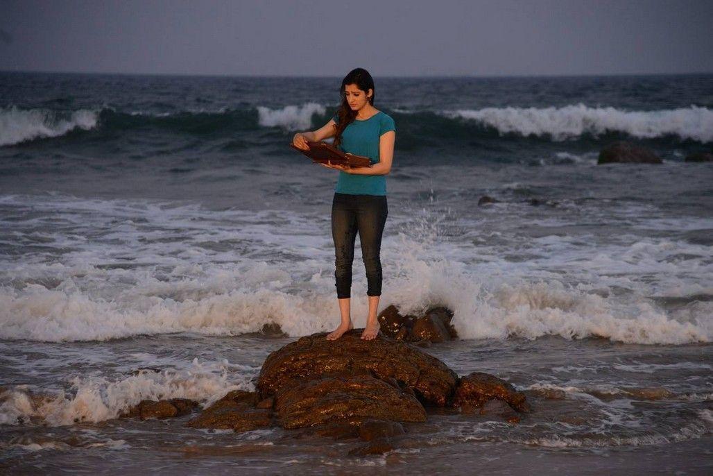 Actress Richa Panai Stills at Brundavanamadi Andaridi Movie