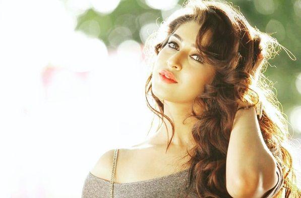 Actress Sonarika Bhadoria Rare & Unseen Photos