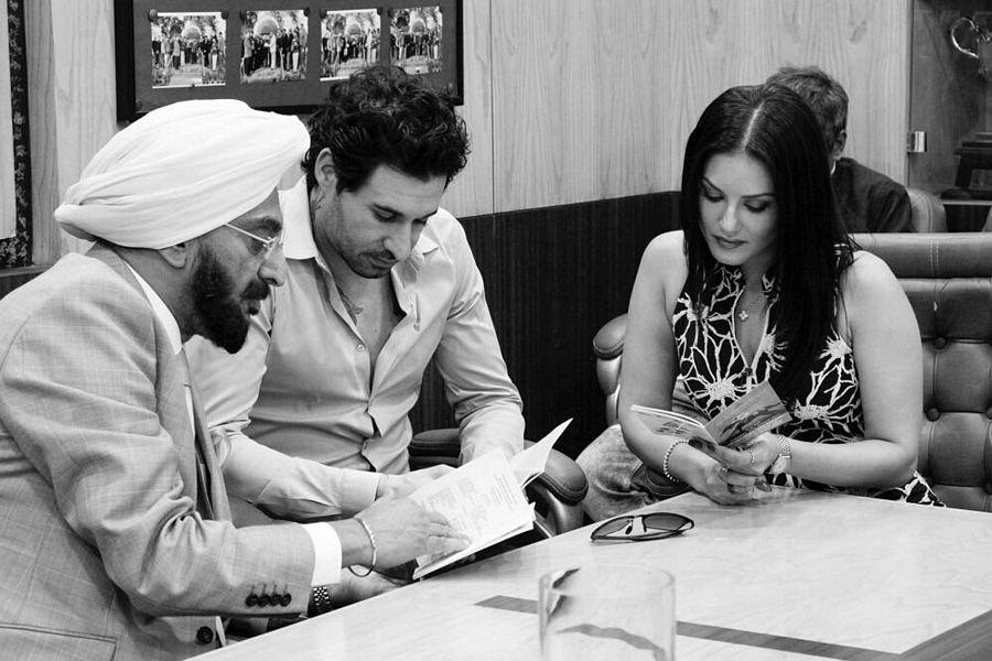 Actress Sunny Leone Latest 2017 UNSEEN Photos