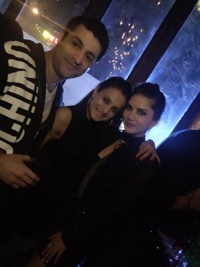 Actress Sunny Leone Latest 2017 UNSEEN Photos