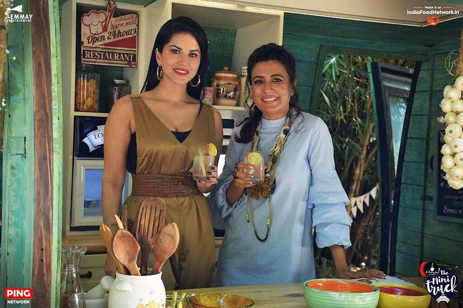 Actress Sunny Leone Latest Unseen Photo Stills