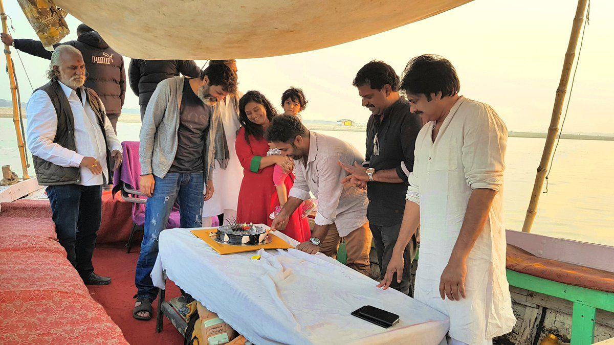Agnyaathavaasi New Posters & Working Stills