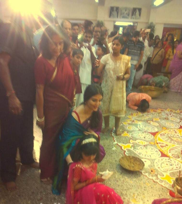 Aishwarya Rai Bachchan and Aaradhya at Durga Puja