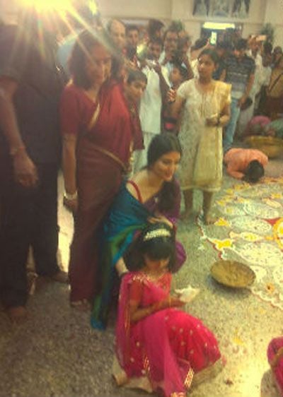 Aishwarya Rai Bachchan and Aaradhya at Durga Puja