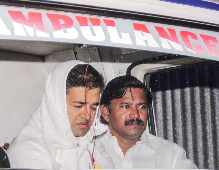 Aishwarya Rai Father Krishnaraj Rai Condolences Photos
