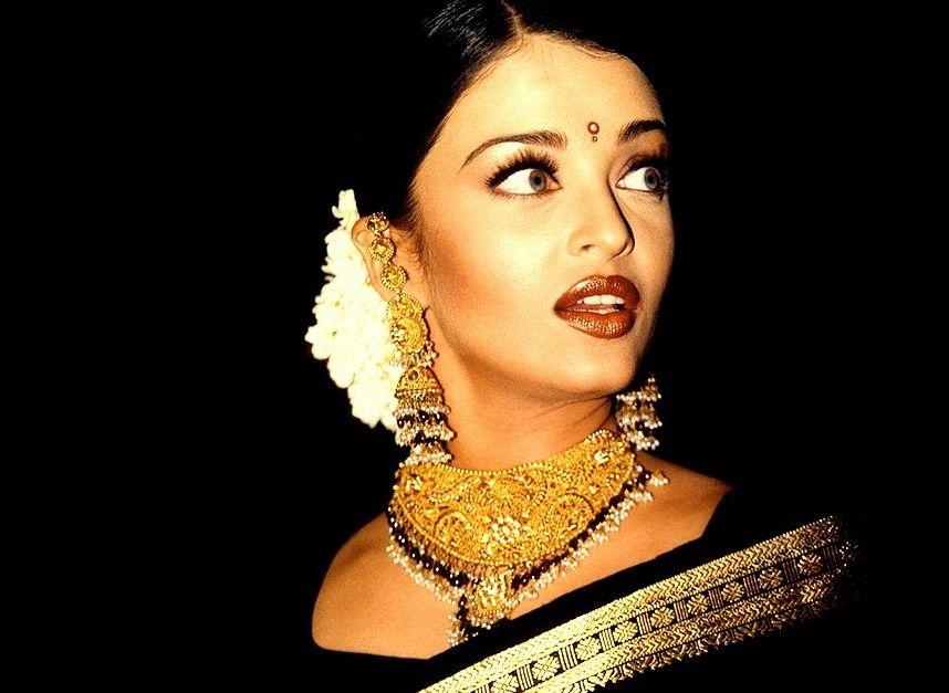 Aishwarya Rai Rare & UNSEEN Stock Photos