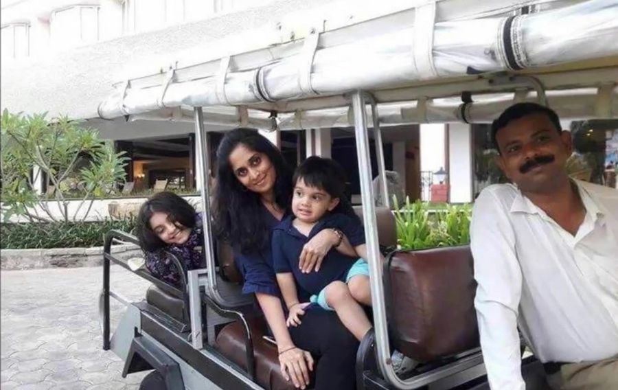 Ajith Kumar Family Unseen Pictures
