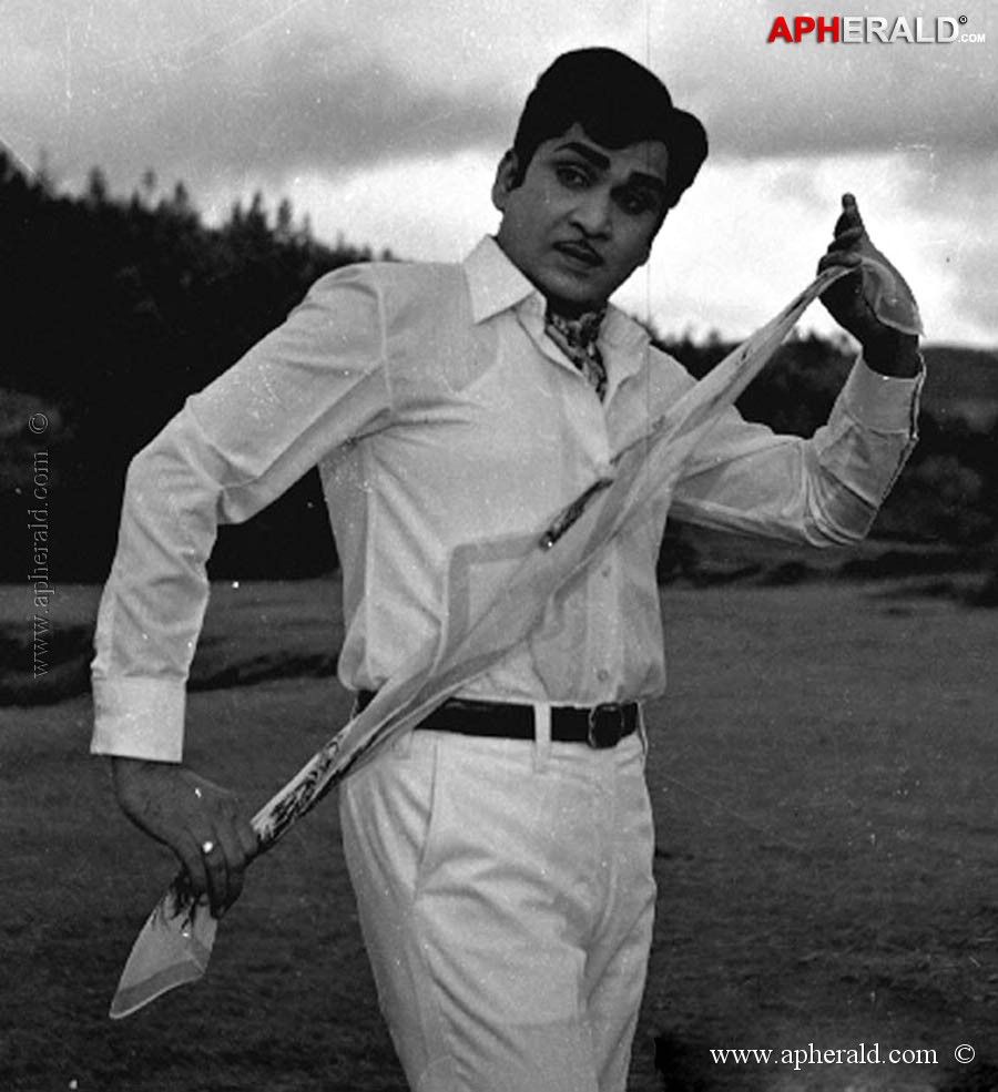 Akkineni Nageswara Rao Rare Wallpapers