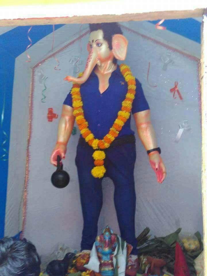 Allu Arjun Movie's Ganesh Chaturthi Idols Photos