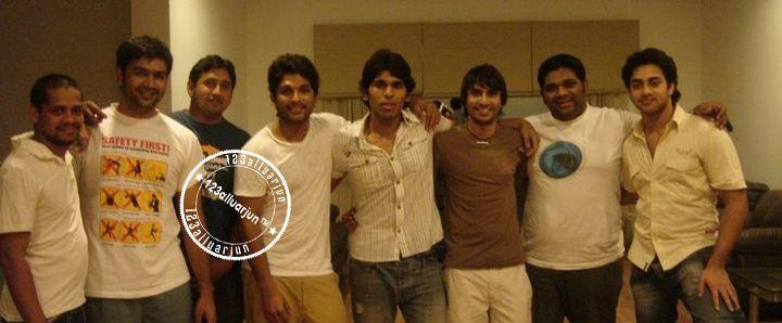 Allu Arjun Rare & Unseen Photos with Lovely Family