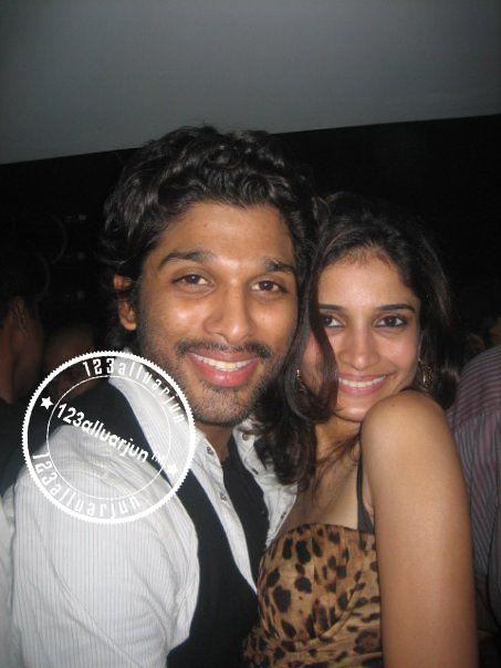 Allu Arjun Rare & Unseen Photos with Lovely Family